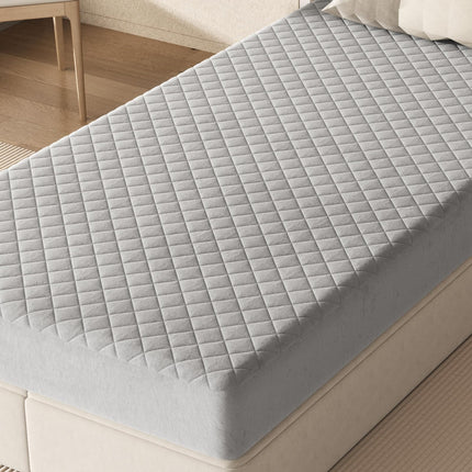 Dreamade Mattress Topper Cover, Soft Velvet Mattress Protector with Deep Pockets