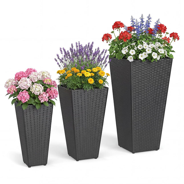 Dreamade 3-Piece Wicker Planters Tapered PP Rattan Plant Boxes with Plastic Flower Pots