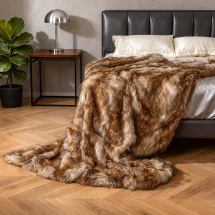 Dreamade 540GSM Soft Plush Fuzzy Luxury Faux Raccoon Fur Blanket for Bed