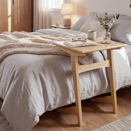 Dreamade C-Shaped Wooden End Table w/Solid Rubber Wood Frame