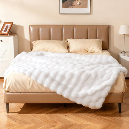 Dreamade Luxury Fuzzy Plush Rabbit Fur Bubble Blanket for Armchair
